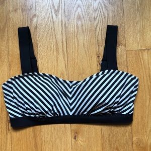 BRA SIZED SWIM TOP